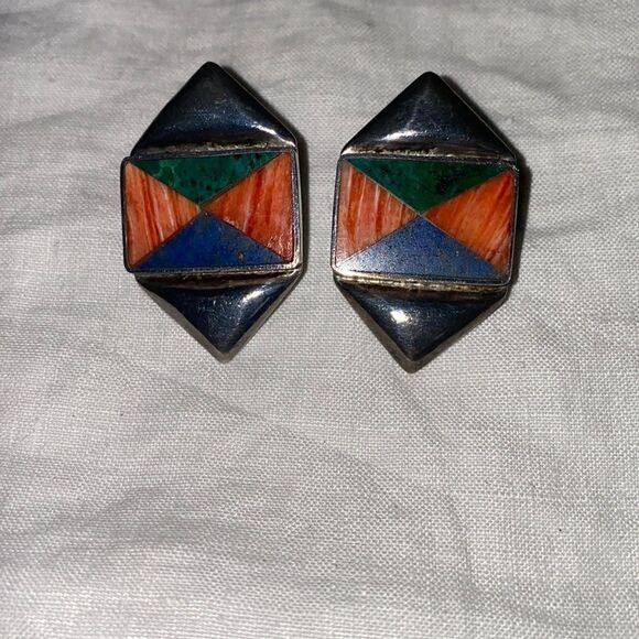 VINTAGE Stone Inlay Clip On Earrings - Picture 1 of 2